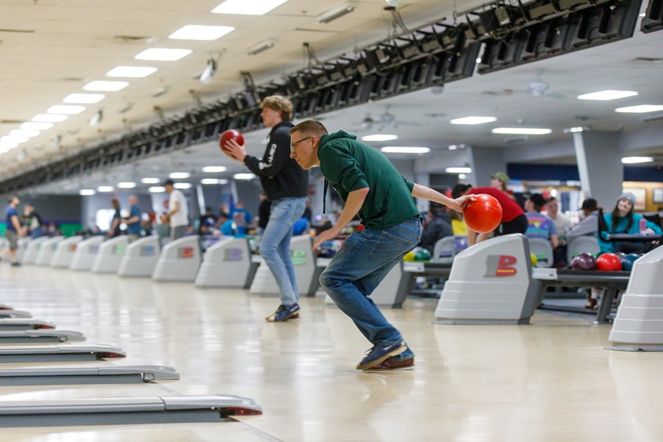 Monday Night Bowling - image