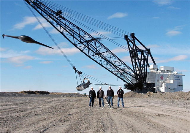 Secretary of Energy Perry plans Monday visit to N.D. coal mine, power plant - image